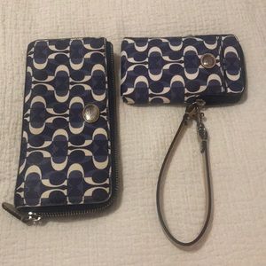 Coach wallet and wristlet